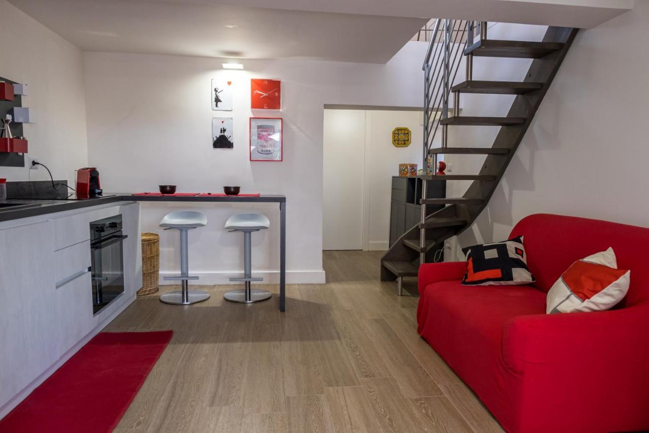 Teatro Apartments Mondello Palermo Bagian luar foto